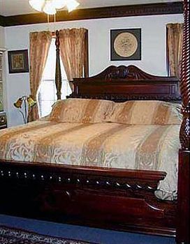 Williamsburg Sampler B & B Екстер'єр фото